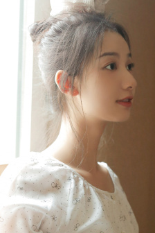 乳色吐息在线看无删减版